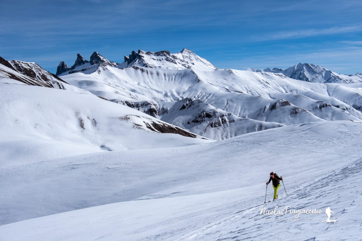 Ski touring on the Emparis plateau
