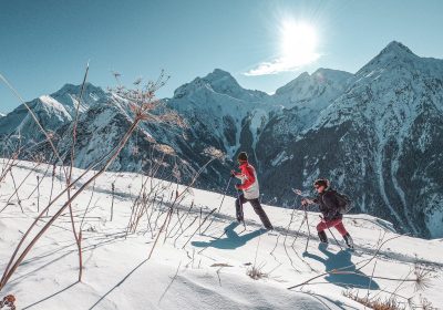 Snowshoeing : Les Perrons