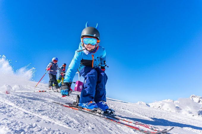 Family skiing +_Alpe d’Huez