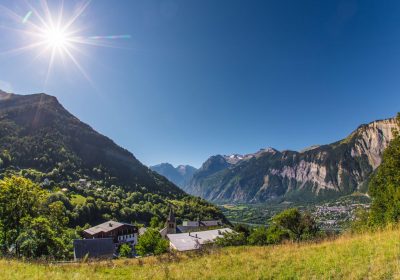 Hiking through the hamlets