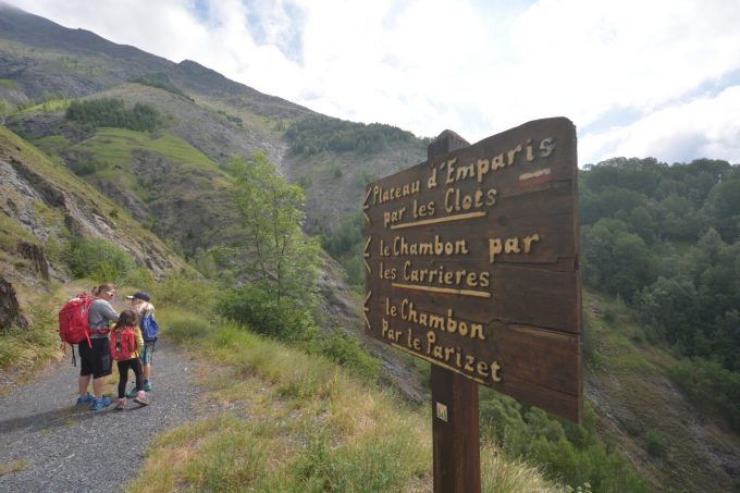 La Fontaine Pétrifiante trailhead – Hiking from Les Aymes (Mizoën)_Mizoën