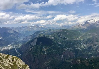 Hiking – Tour of Pied Moutet (returning on Venosc gondola lift)